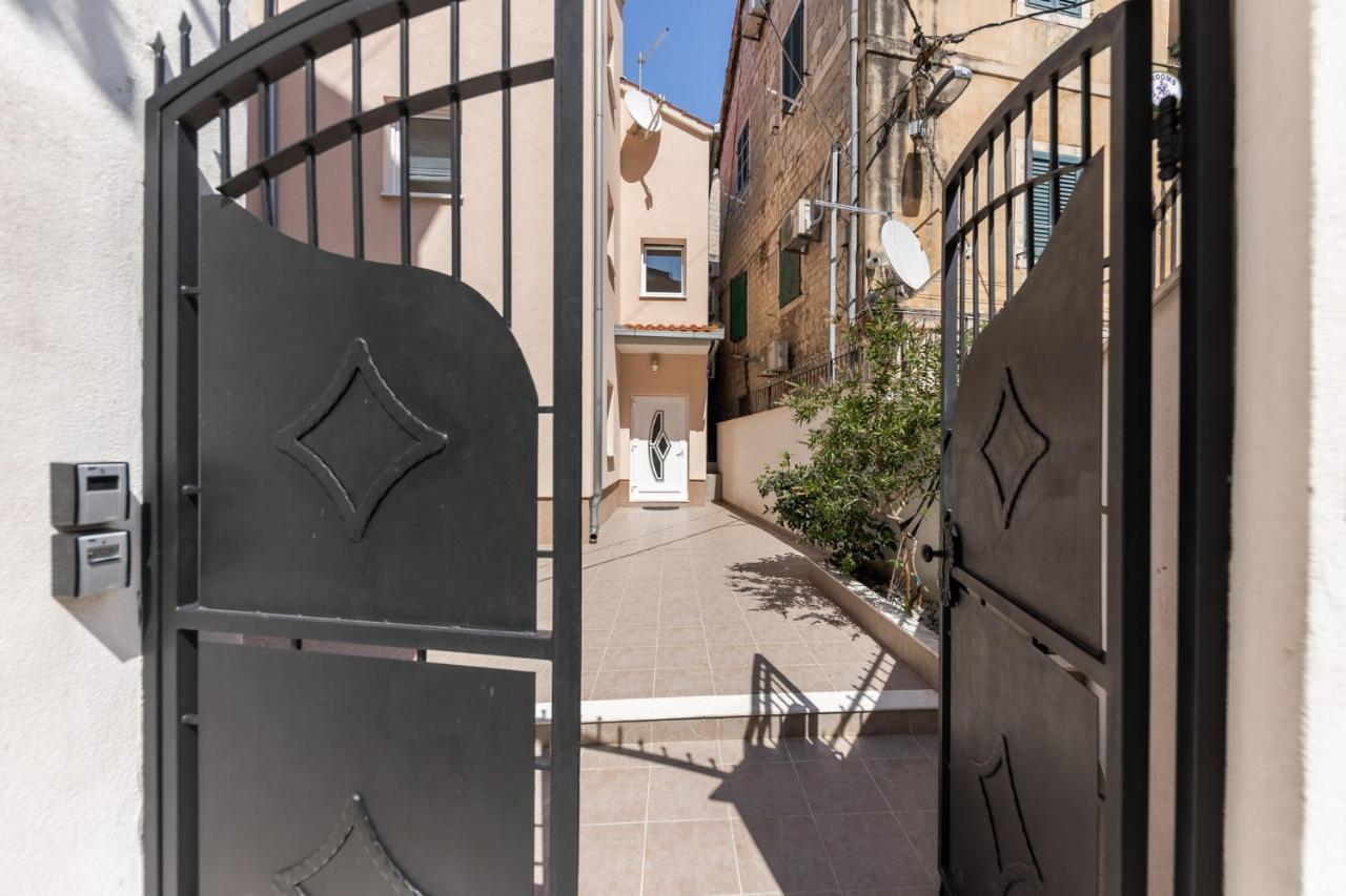 Apartment Sergio 2 Split Exterior photo